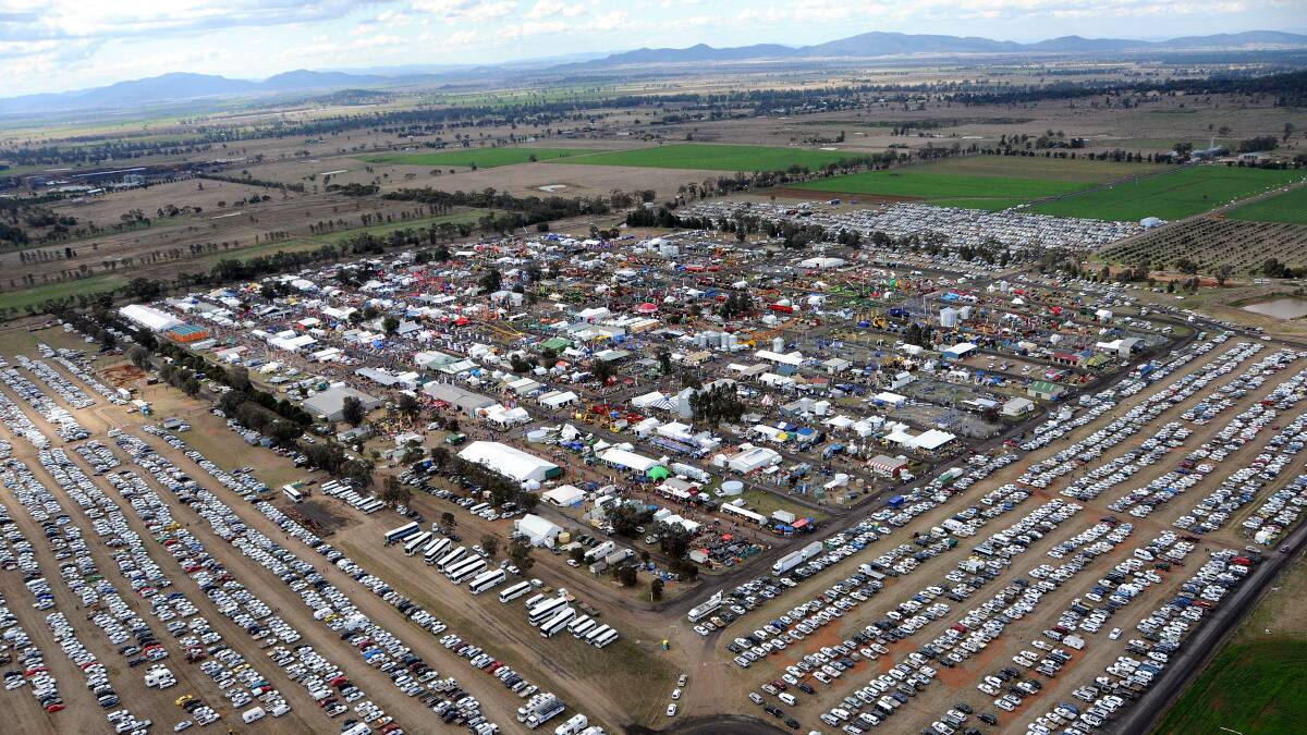 Commonwealth Bank AgQuip is Australia's largest agricultural field days and is celebrating its 45th anniversary - from 1973 to 2017. The event even has it's own Radio Station – AgQuip FM 106.7, powered by CommBank so tune in.