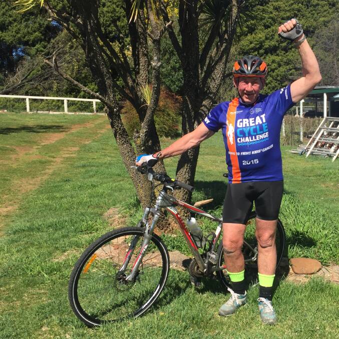GEARING UP: Painter turned long distance bike rider, Stephen Garrett is preparing to ride 500km throughout October as part of the Great Cycle Challenge.