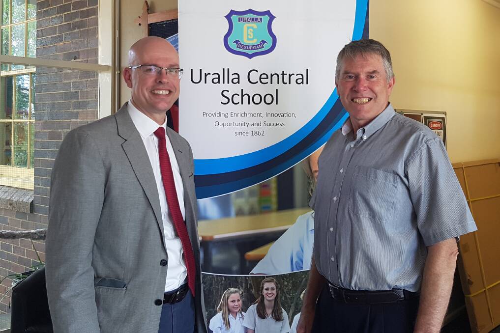 Uralla Central School principal Michael Rathborne and Z-NET Uralla Coordinator Stephen Griffith finalise arrangements for the Uralla Energy Opportunity Workshop on November 2.
 