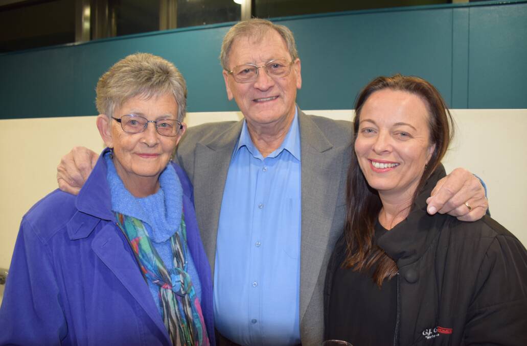 June and Stan Gilchrist shared tips with Presbyterian Ladies College, Armidale's Kate Thornton, mother of hockey player, Chelsea Thornton. 