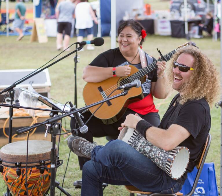 SEASONS OF NEW ENGLAND FESTIVAL: Musicians entertained crowds of hundreds at the New England produce, makers and growers event. The expo attracted people from more than 100km away. Photo: Peter Torning.