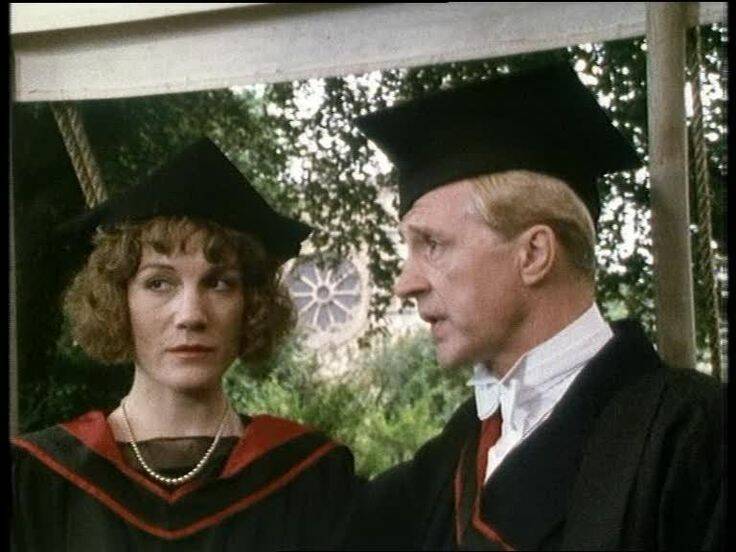 GAUDY NIGHT: Dorothy L. Sayers' Harriet Vane (Harriet Walter) and Lord Peter Wimsey (Edward Petherbridge). 1987 BBC.