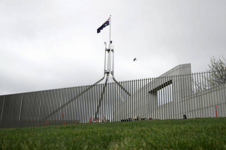 Security fence nearing completion at Parliament House in Canberra on Monday 9 October 2017. Fedpol. Photo: Andrew Meares 