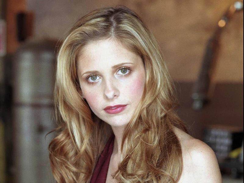 Sarah Michelle Gellar has marked 21 years since the first episode of Buffy The Vampire Slayer aired.