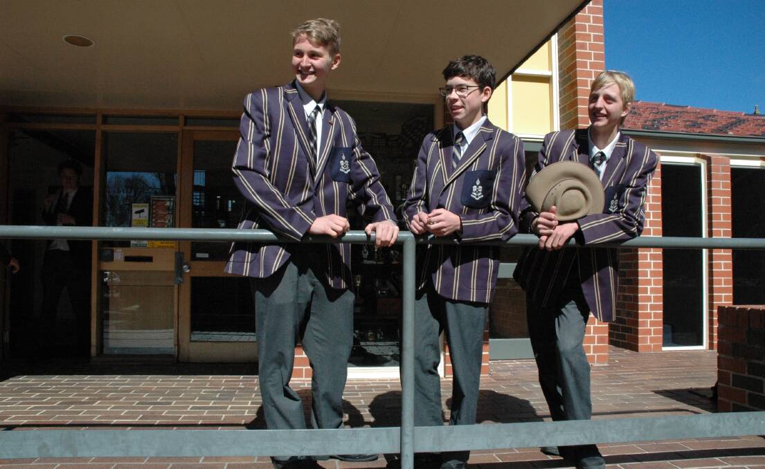 Harry Wright, Felix Gifford and Tom Mailler have been selected to attend science and
engineering summer schools.