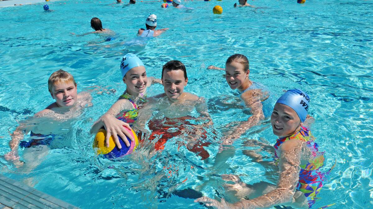 IT WAS something of an in and out day for junior water polo players in Tamworth on Saturday.