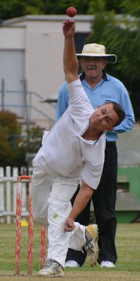 BIG SCALP: Hillgrove seamer Mitch Moore claimed the huge wicket of Kyle Taylor at Lambert Park on Saturday.