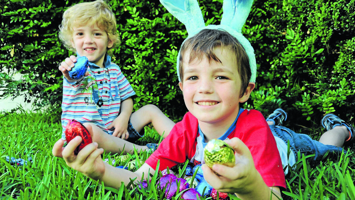 Sam and Tom Colbran are excited for Easter. Photo:The Moree Champion.