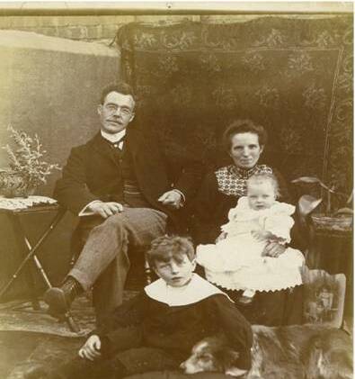 Period portrait: James, Mary, May and Horace Belshaw, Platt Bridge 1905, taken just before James emigrated to New Zealand. 