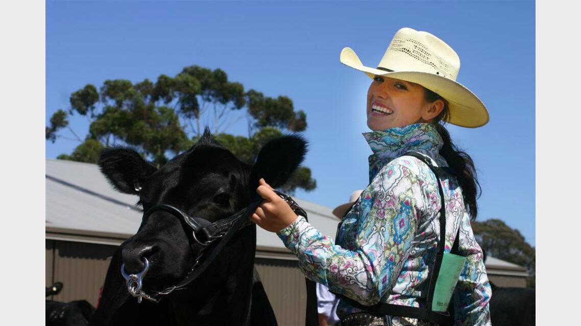 Armidale's Caitlin Berecry has been chosen to attend the World Angus Forum in New Zealand next week.