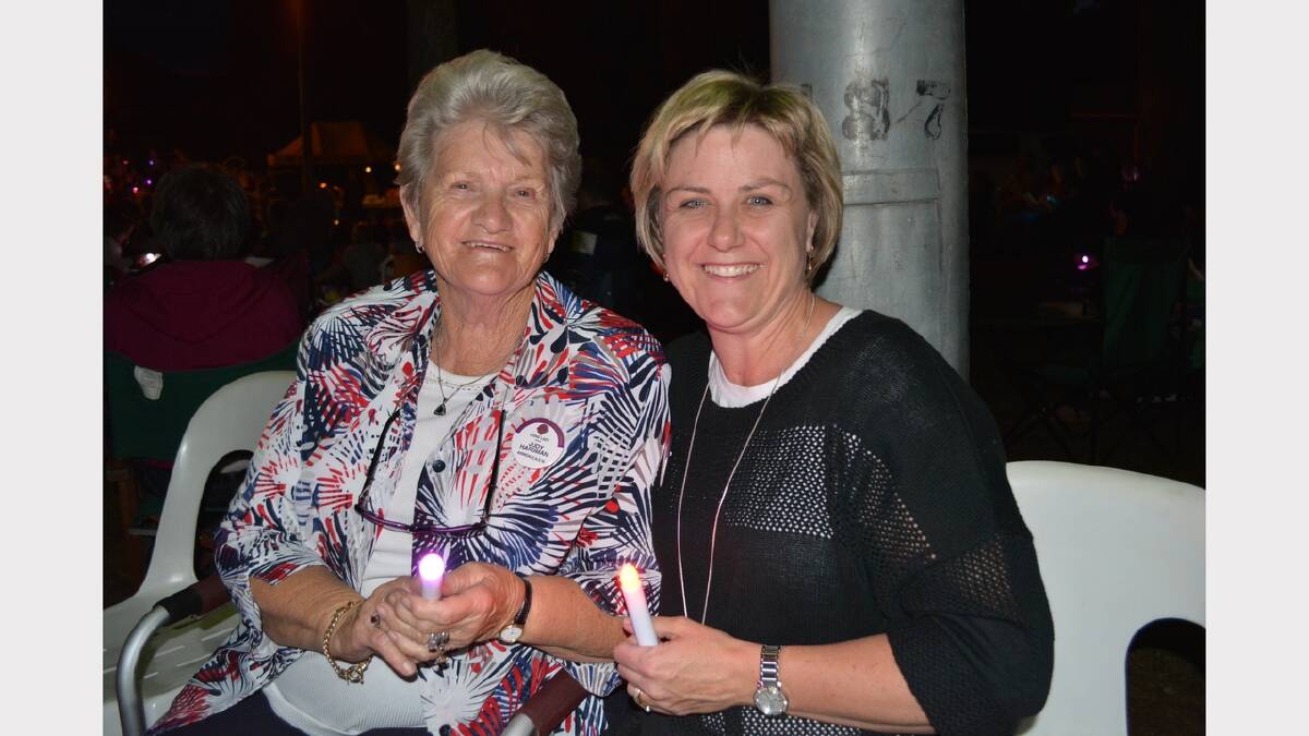 FESTIVE CHEER: Armidale turns out for Carols in Central Park.