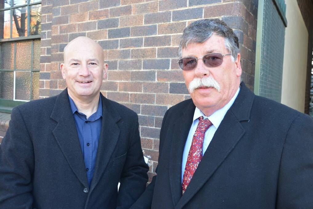 State Opposition Leader John Robertson with Labor hopeful Herman Beyersdorf in Armidale.