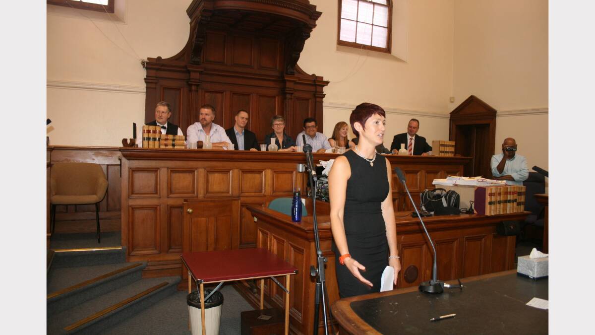 Xanthe Mallett led the hypothetical debate at the Armidale Courthouse. 