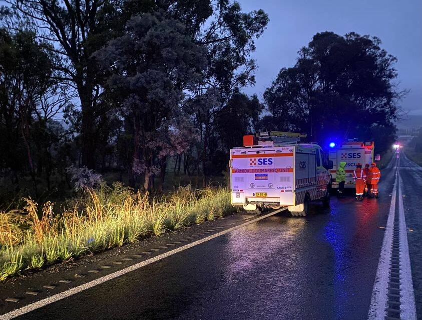 The Armidale Unit of the NSW State Emergency Service attended the scene at about 7pm on Saturday, February 10. Picture supplied from NSW SES Armidale Unit on Facebook