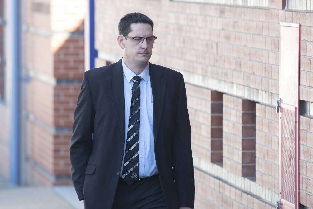 Inquest findings: Critical incident investigator Detective Sergeant Jason Ronczka outside court in Tamworth in July. Photo: Peter Hardin