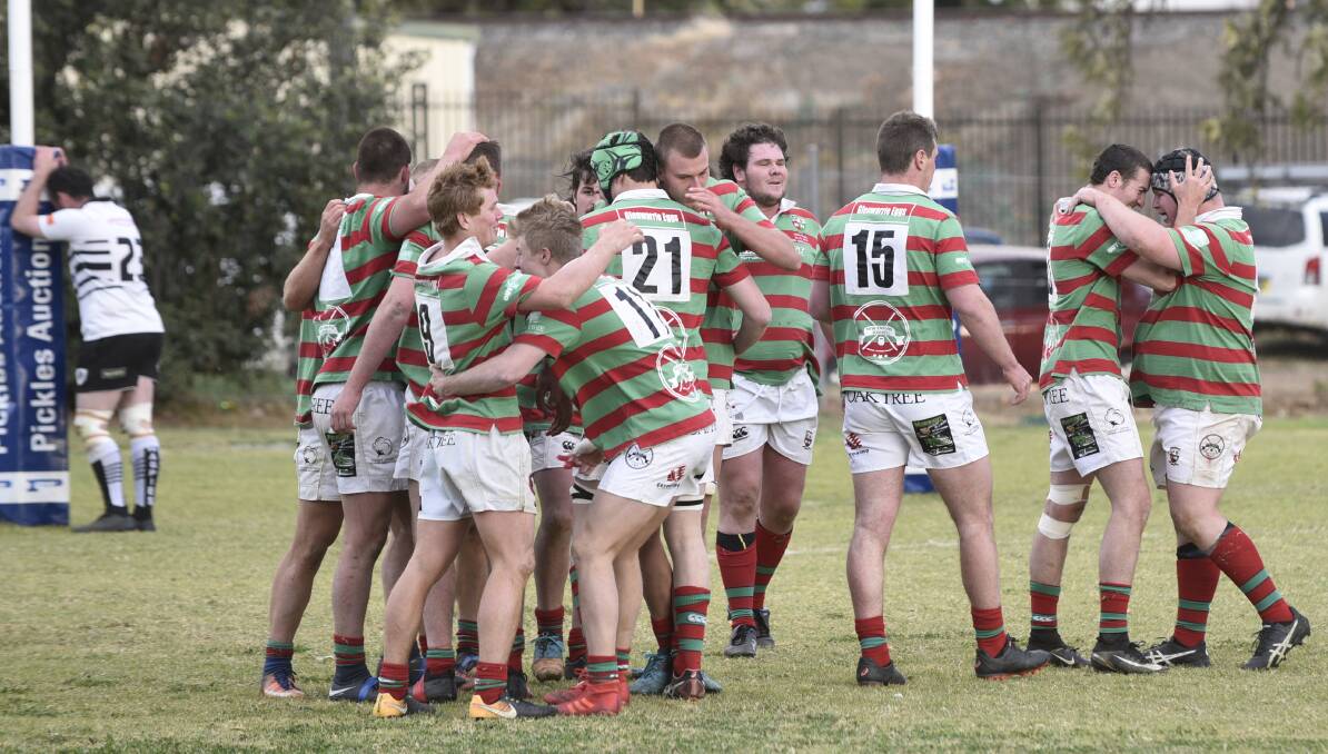 AGONY AND ECSTASY: Albies celebrate their one-point prelimanary final victory over Magpies. Photo: Billy Jupp 