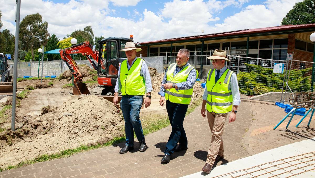Commencing the $500,000 refurbishment of the Uralla Visitor Information Centre last week, Federal Member for New England Barnaby Joyce, left, Uralla Shire Mayor Michael Pearce and Northern Tablelands MP Adam Marshall 