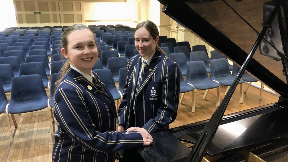 TAS students Erin Page and Belle Perrottet will be joining hundreds of vocalists from across the globe at the Gondawana Choral Festival in Sydney next month.
