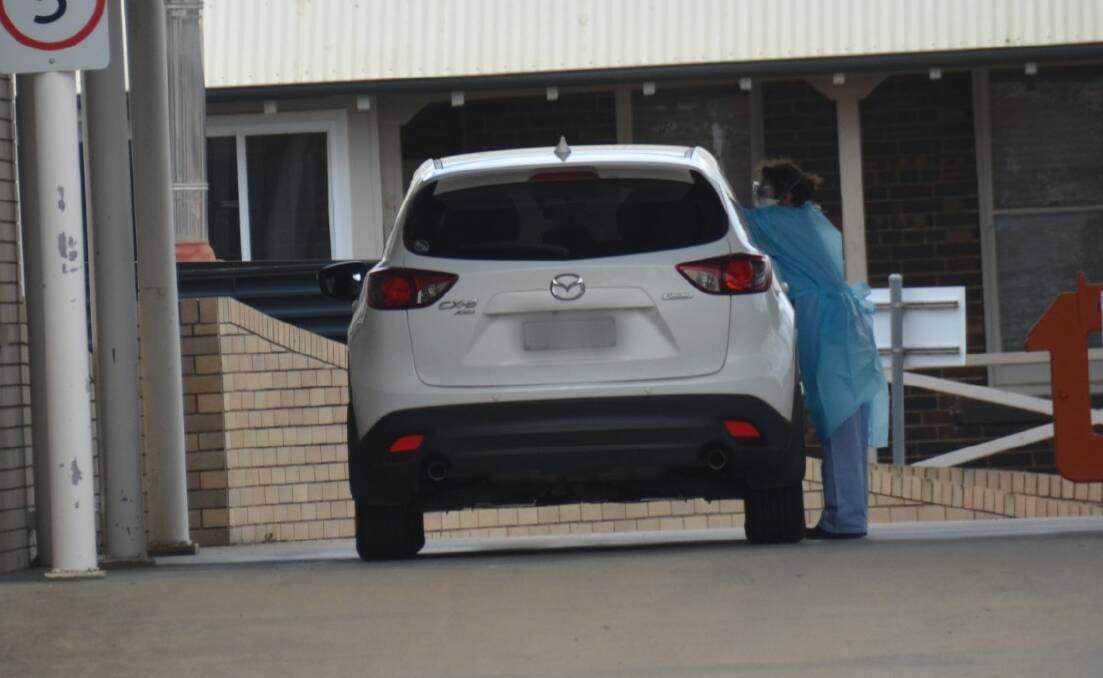 VIRUS TESTING: The drive-through testing clinic at Armidale Hospital will continue next week. Picture: Laurie Bullock