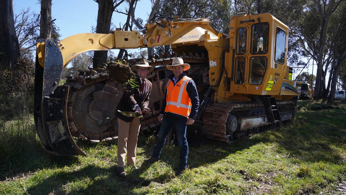 Northern Tablelands MP Adam Marshall and Armidale Regional Council Mayor Sam Coupland turn the first sod of soil to commence construction on the $11.5 million water pipeline between Puddledock Dam and Armidale. Picture supplied