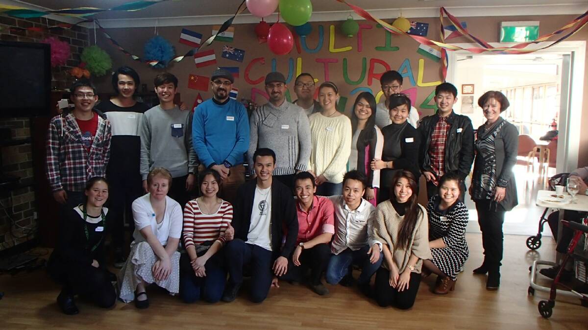 Lesley Mies (right) with a cohort of international students.