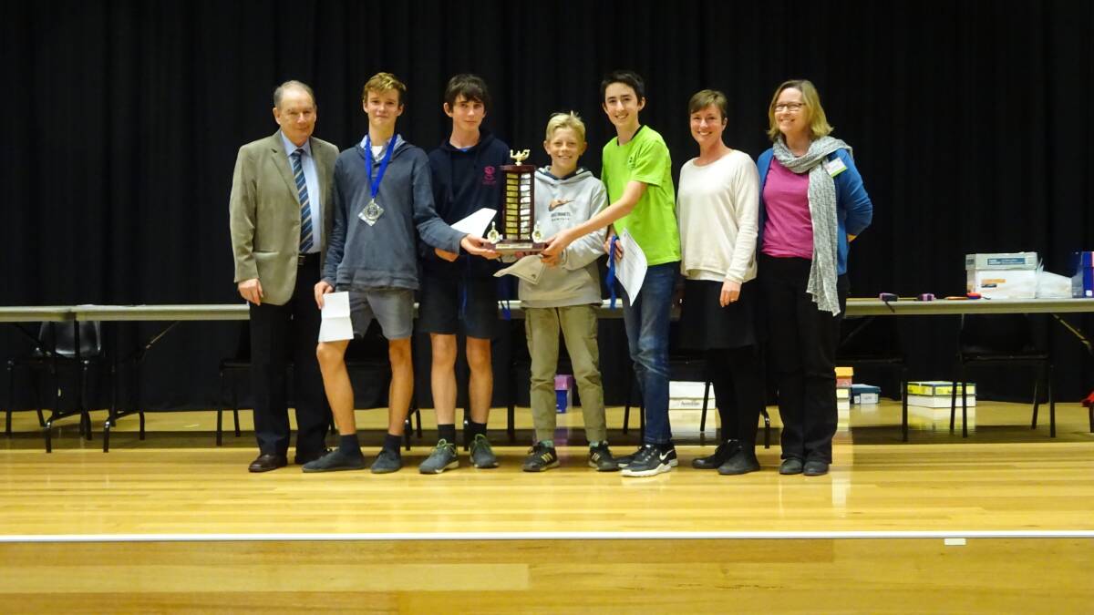 The Armidale Waldorf School Team with UNE’s Professor John Pegg, students (from left) Felix Pastor-Kellett, Liam Thorsteinsson, Oliver Schmude, Theo Devos-Vernes, and parents Sally Thorsteinsson and Isabelle Devos.