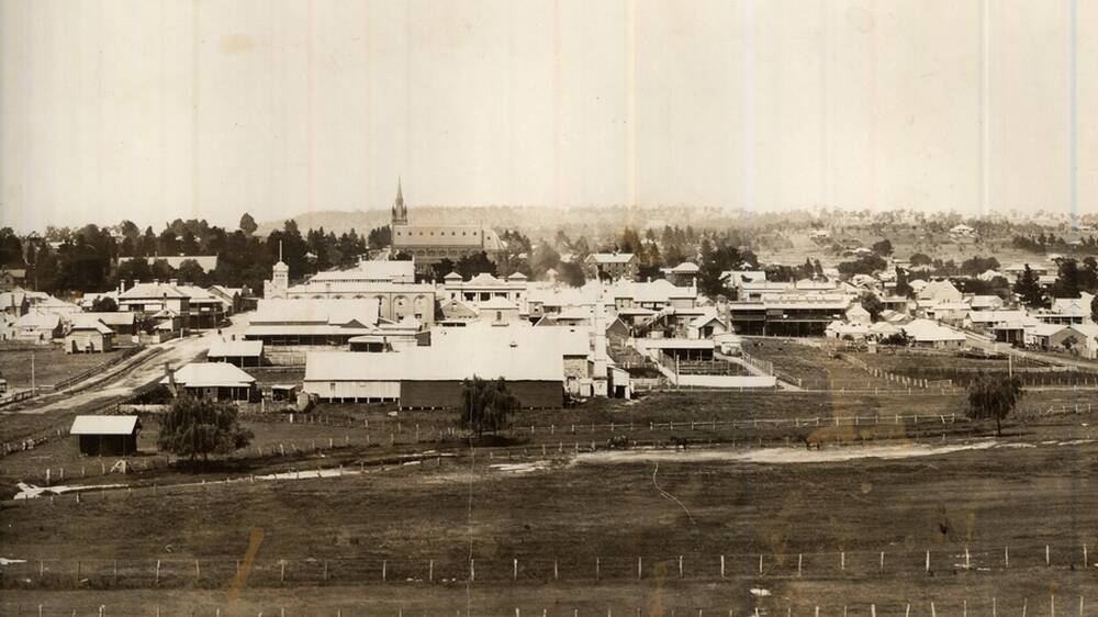In this Armidale panoramic view in 1922 some of Armidales major buildings can be seen, but the main growth period lies ahead.