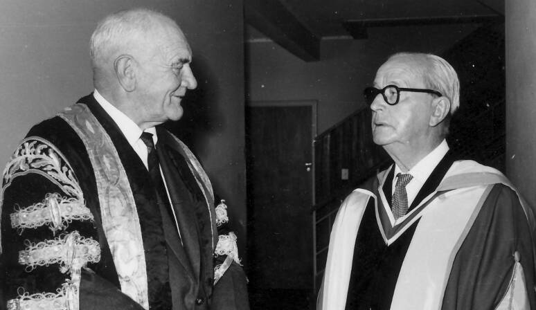 Chancellor P A Wright with Honorary archivist, Vice-Admiral Sir Richard Lane-Poole. Sir Richard began the process of consolidating and documenting the growing regional archival collections, continuing the process of community involvement with UNE and what would become the UNE Heritage Centre.