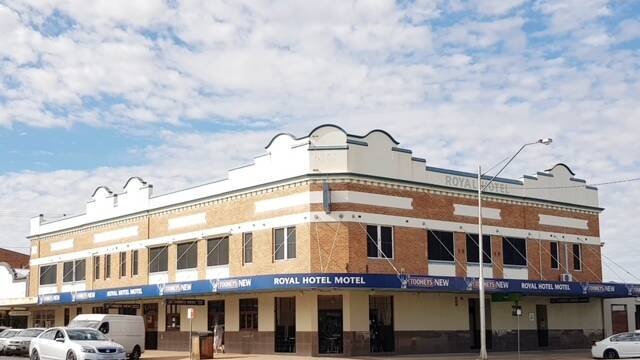 Moree's Royal Hotel has been sold to established hotelier Jim Knox.