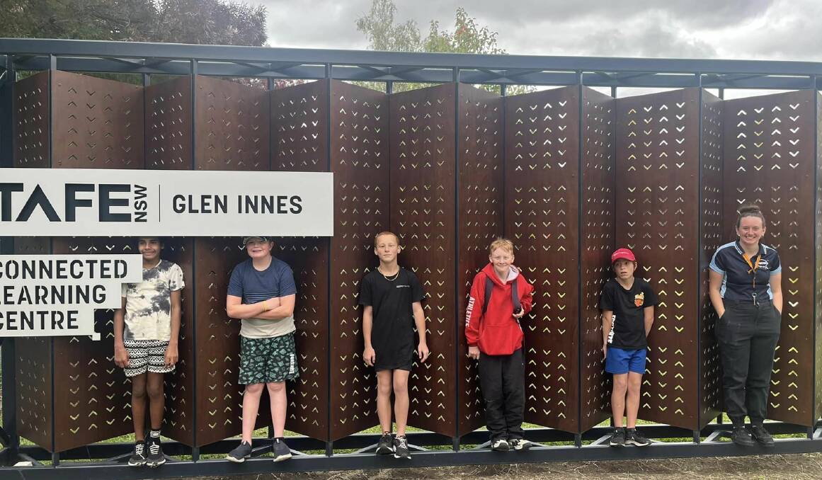 Kids at Glen Innes got to experience a virtual reality room. Picture Glen Innes Youth Facebook.