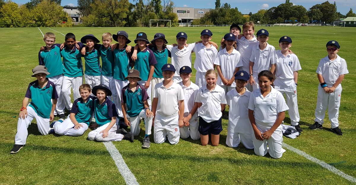 YOUNG TALENT: The Glen Innes and Ben Venue cricket teams after their round three knockout match on Monday. 