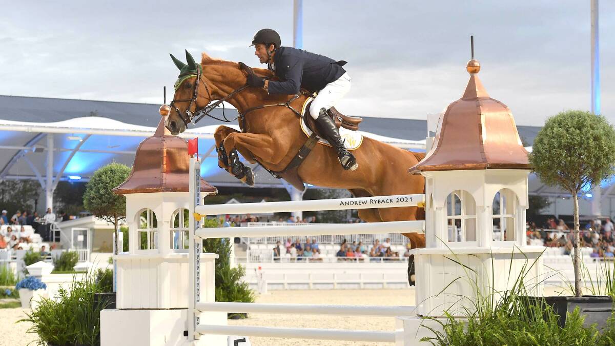 Rowan Willis and Blue Movie jumping their way to second place. Photo: Andrew Ryback Photography. 