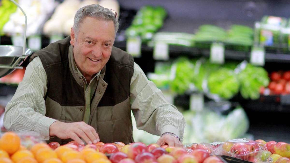 Carlo Cavallaro began the Carlo's IGA grocery chain in the early 1980s.