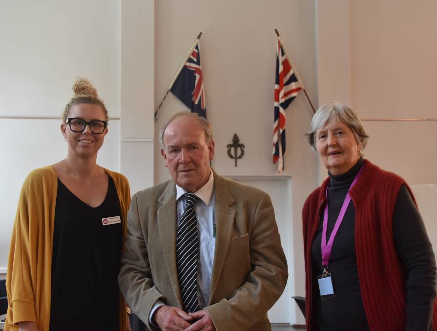 PARKINSON SUFFERERS' CHAMPION: Parkinson's NSW president David Veness (centre), with support group co-ordinator Melanie Browning (left) and the Armidale support group's Di Trestrail (right). Photo: Nicholas Fuller