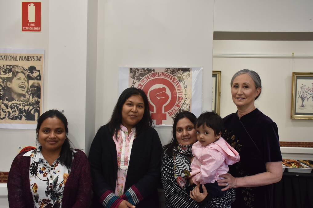 Mahbuba Ferdous, Moment Khandaker, Jasmine Ara and her daughter Samaria Rahman, all from Bangladesh, with Catherine Millis.