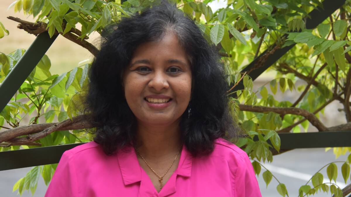 UNE's Nirosha Ranawaka a finalist for last year's international student of the year