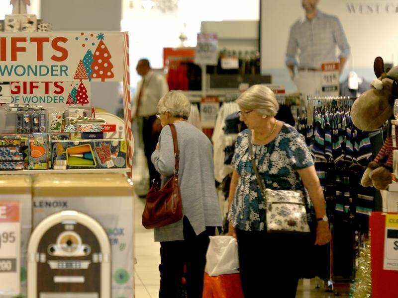 The SA government is moving to extend Sunday retail hours and allow trading on Boxing Day. (Kelly Barnes/AAP PHOTOS)