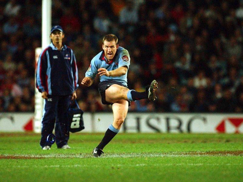 Former NSW Waratahs five-eighth Shaun Berne has been named as the Wallabies new attack coach.