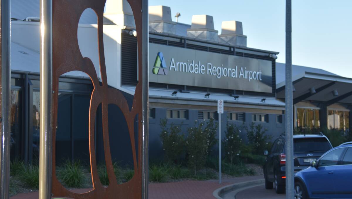 Roadwork to provide motorists better access to Armidale Regional Airport continues, but drivers should expect some delays. 