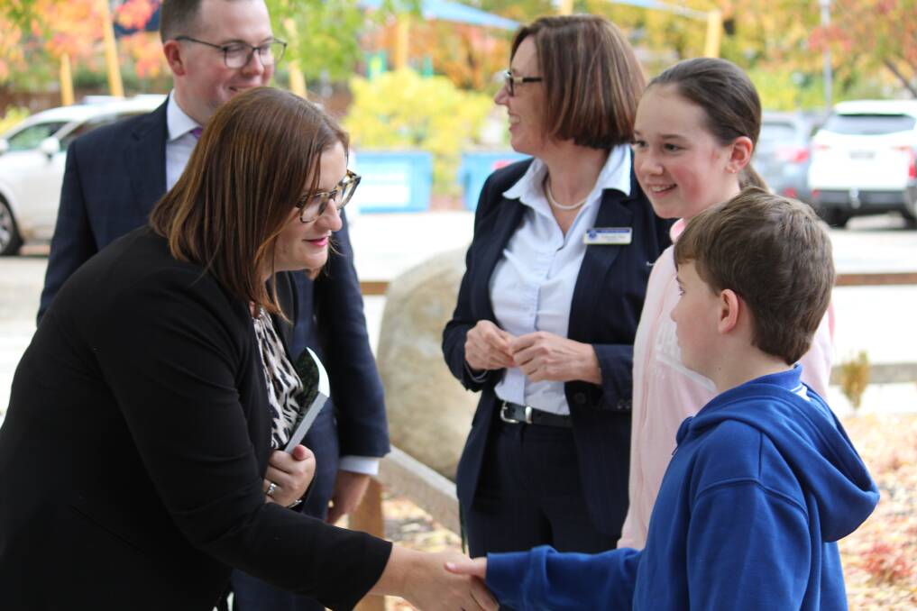 INTRODUCTIONS: Minister for Education Sarah Mitchell meets Armidale Primary School Captain Daisy Donaldson and Jacob Cobley during her visit on Friday.