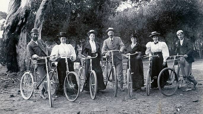 Safety Bike group about 1900: Note the heavy dresses that had to be accommodated on the bikes, giving us the girls' and boys' bikes we know today. Photo National Museum.
