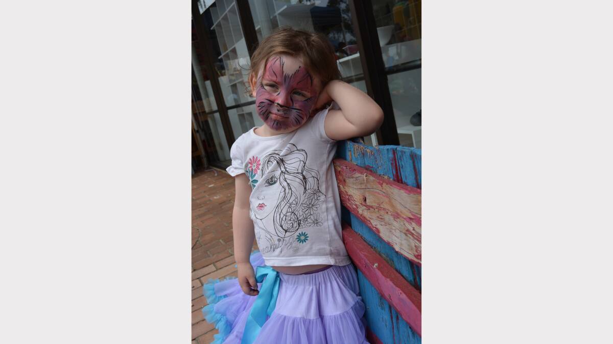 Abigail Davidson had her face painted.